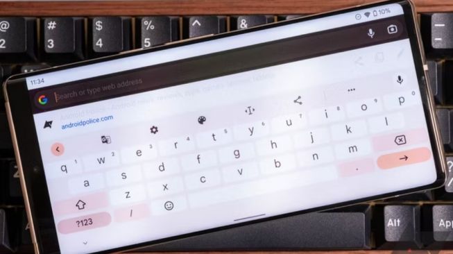 Keyboard Android Terlalu Kecil? Begini Cara Memperbesarnya!