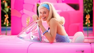 Serba Pink, HMD Global Garap HP Layar Lipat Edisi Barbie
